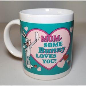 Vintage 1997 Warner Bros. MOM SOME BUNNY LOVES YOU! Mug Bugs‎ Bunny Hearts